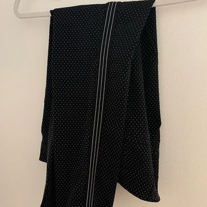 Reitmans Iconic pull on pants. Size 6, petite